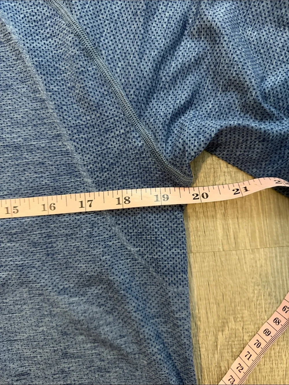 Lululemon Large Metal Vent Tech Crew Neck Short Sleeve Casual Athletic Shirt